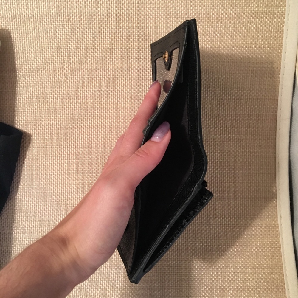 Black Wallet - Picture 5 of 5